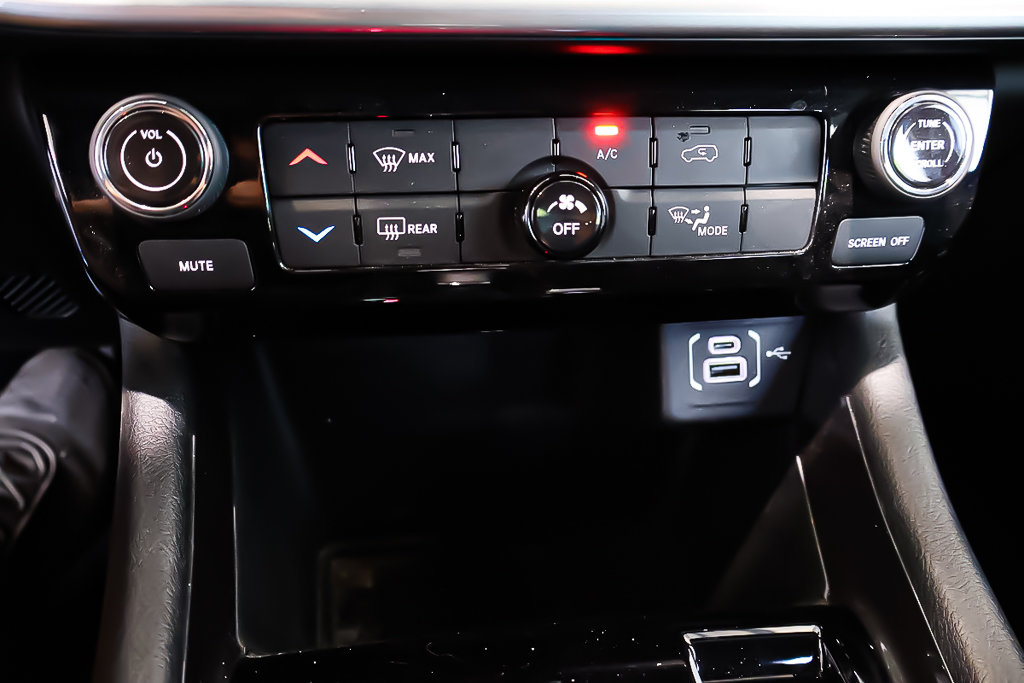 Jeep Compass SPORT + 4X4 + CARPLAY 2024 à Terrebonne, Québec - 21 - w1024h768px
