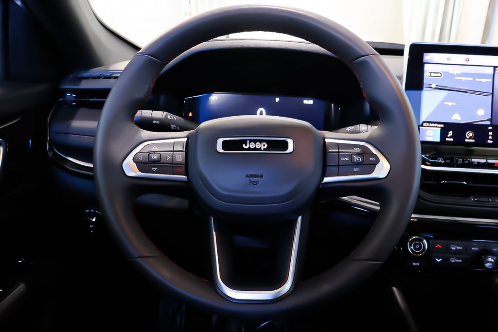 Jeep Compass TRAILHAWK + 4X4 + TOIT OUVRANT PANO 2024 à Terrebonne, Québec - 15 - w1024h768px