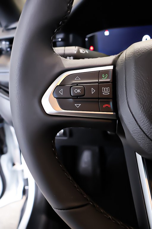 2025 Jeep Compass ALTITUDE in Terrebonne, Quebec - 12 - w1024h768px