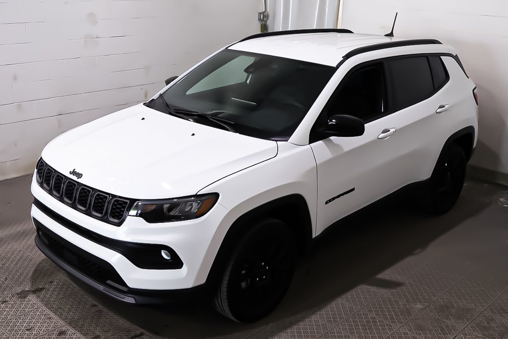2025 Jeep Compass ALTITUDE in Terrebonne, Quebec - 3 - w1024h768px