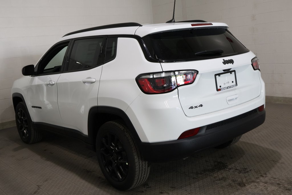 2025 Jeep Compass ALTITUDE in Terrebonne, Quebec - 4 - w1024h768px