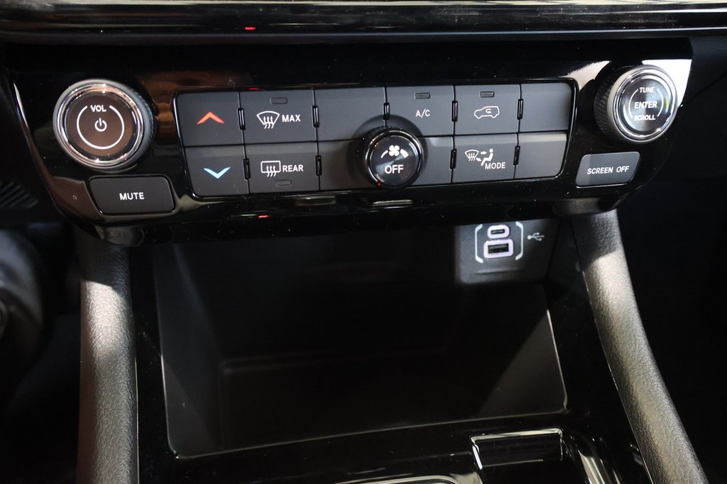 2025 Jeep Compass ALTITUDE in Terrebonne, Quebec - 18 - w1024h768px