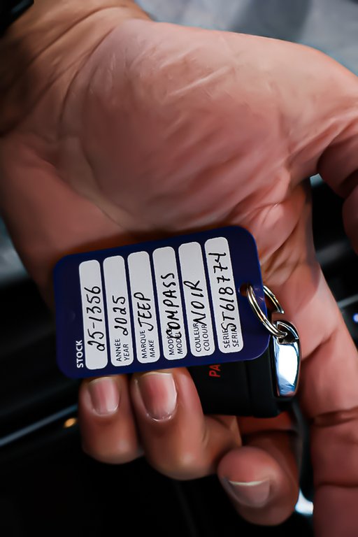 2025 Jeep Compass ALTITUDE in Terrebonne, Quebec - 22 - w1024h768px