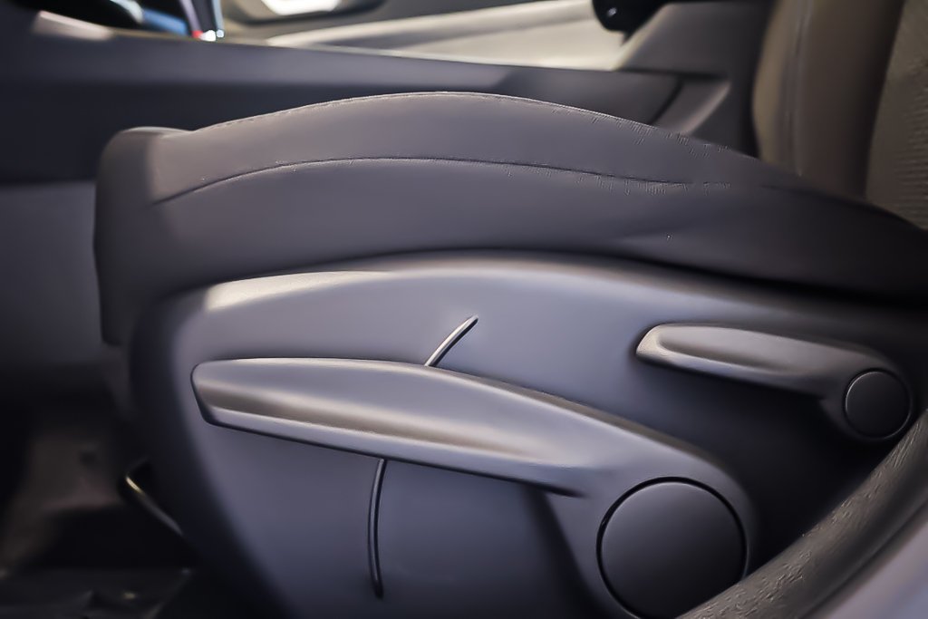 2026 Jeep Compass SPORT in Terrebonne, Quebec - 7 - w1024h768px