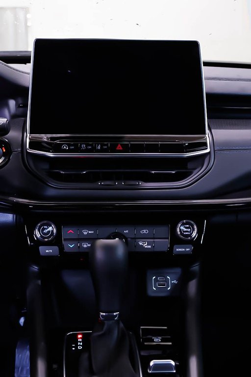 Jeep Compass NORTH 2026 à Terrebonne, Québec - 15 - w1024h768px