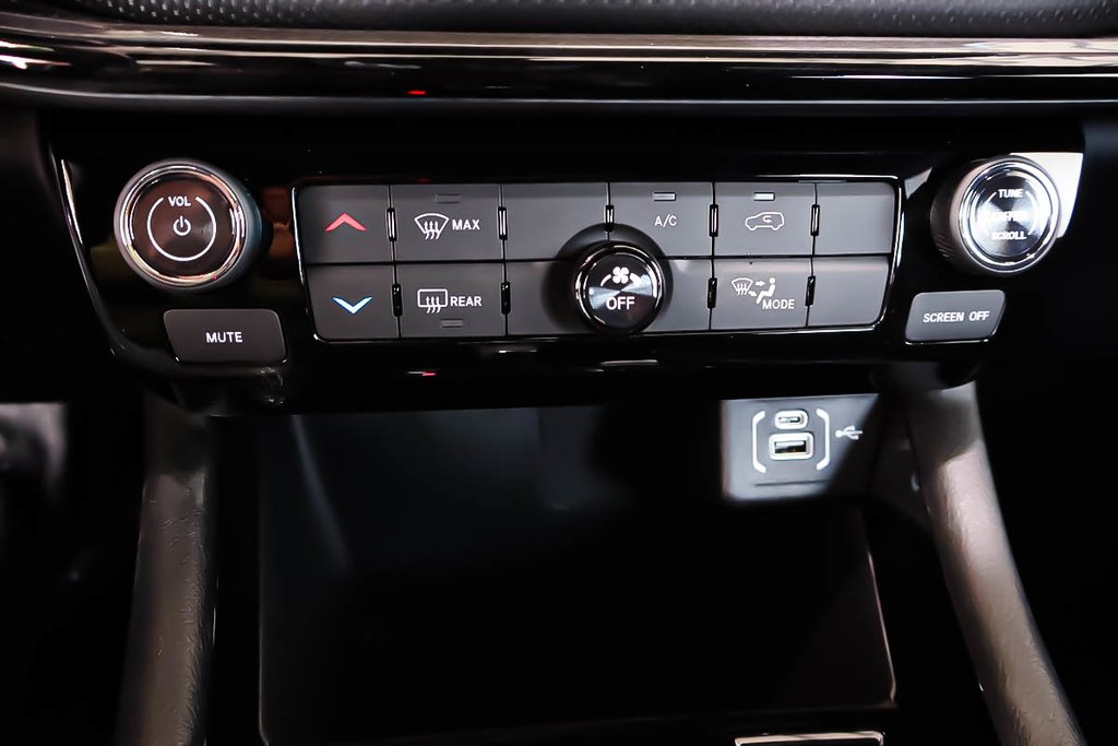 Jeep Compass NORTH 2026 à Terrebonne, Québec - 16 - w1024h768px