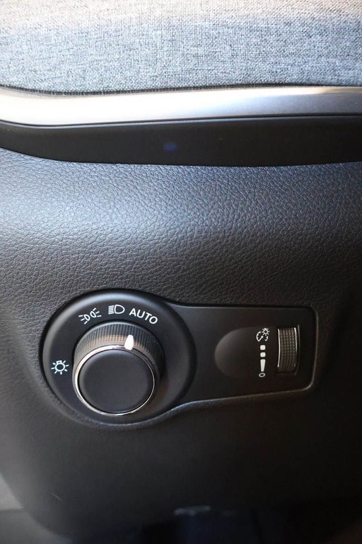 Jeep Compass SPORT 2026 à Terrebonne, Québec - 17 - w1024h768px