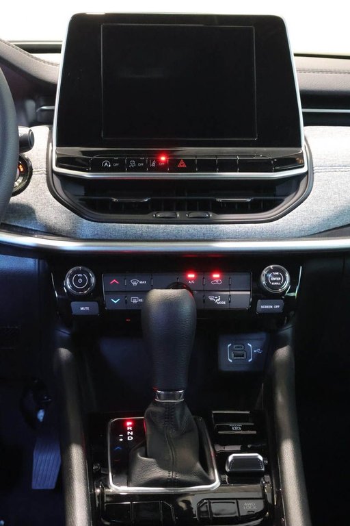 Jeep Compass SPORT 2026 à Terrebonne, Québec - 15 - w1024h768px