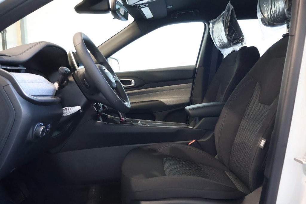 Jeep Compass SPORT 2026 à Terrebonne, Québec - 8 - w1024h768px