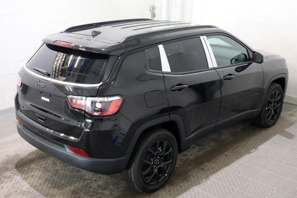 Jeep Compass NORTH 2026 à Terrebonne, Québec - 5 - w1024h768px