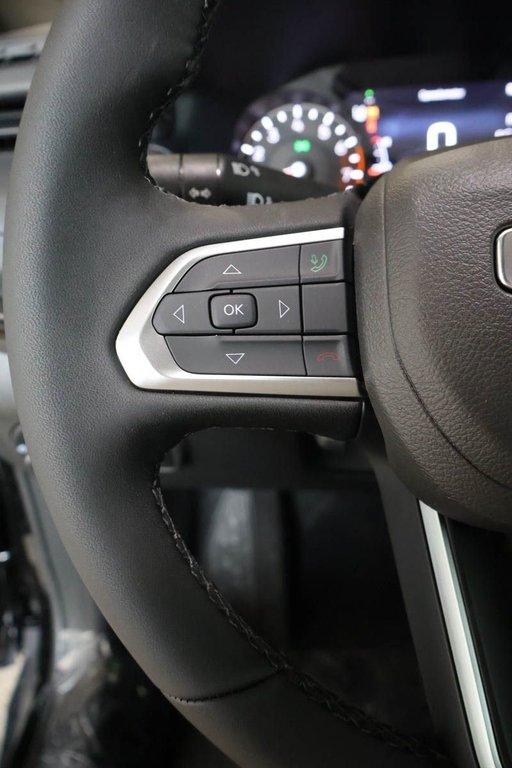 Jeep Compass NORTH 2026 à Terrebonne, Québec - 11 - w1024h768px