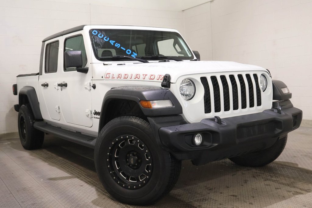 2020 Jeep Gladiator SPORT S + 4X4 + TOIT RIGIDE in Terrebonne, Quebec - 1 - w1024h768px