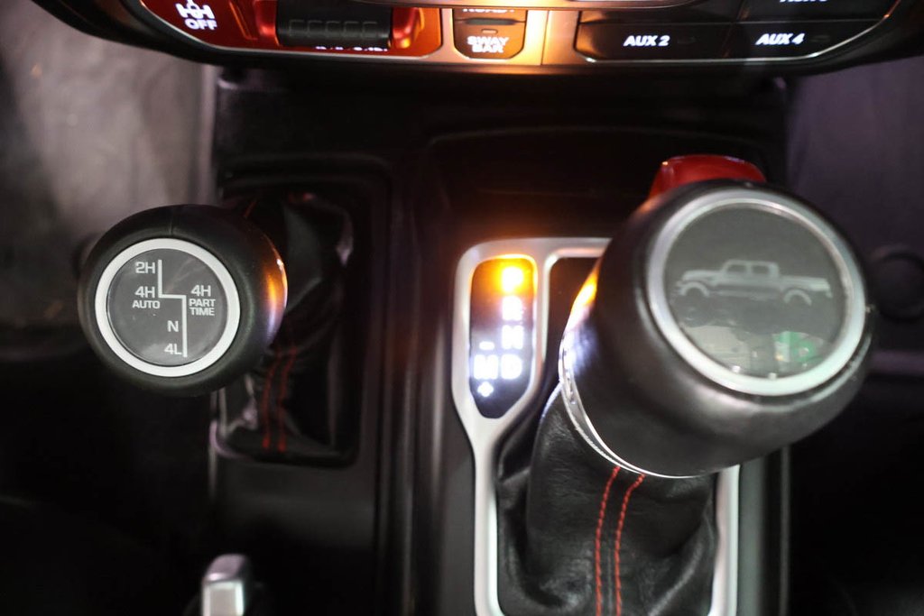 Jeep Gladiator RUBICON + 4X4 + TOIT RIGIDE + V6 3.6L 2021 à Terrebonne, Québec - 25 - w1024h768px