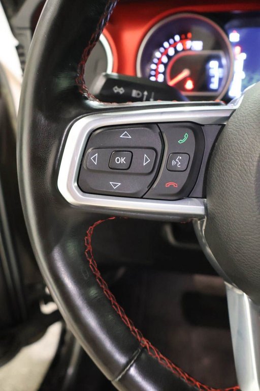 Jeep Gladiator RUBICON + 4X4 + TOIT RIGIDE + V6 3.6L 2021 à Terrebonne, Québec - 15 - w1024h768px