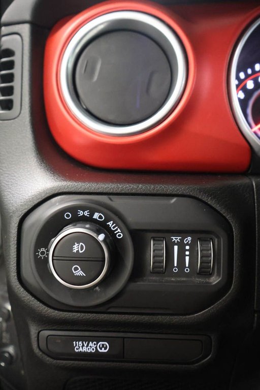 Jeep Gladiator RUBICON + 4X4 + TOIT RIGIDE + V6 3.6L 2021 à Terrebonne, Québec - 26 - w1024h768px