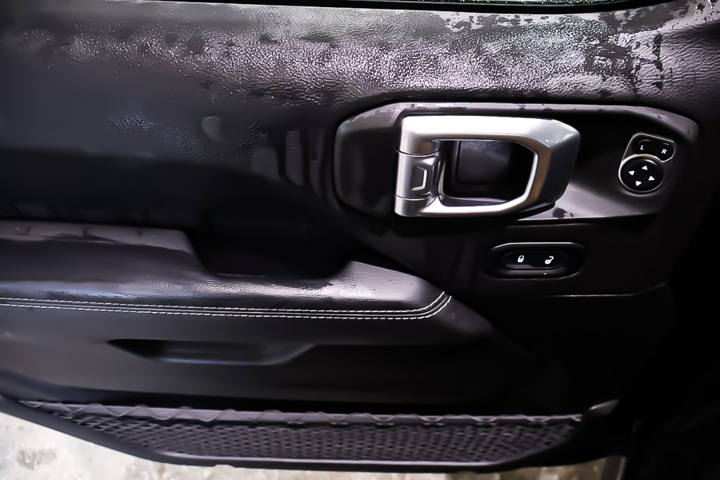 Jeep Gladiator RUBICON + 4X4 + CUIR + ENSEMBLE TEMPS FROID 2022 à Terrebonne, Québec - 27 - w1024h768px