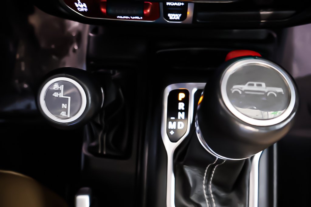 Jeep Gladiator RUBICON + 4X4 + CUIR + ENSEMBLE TEMPS FROID 2022 à Terrebonne, Québec - 25 - w1024h768px