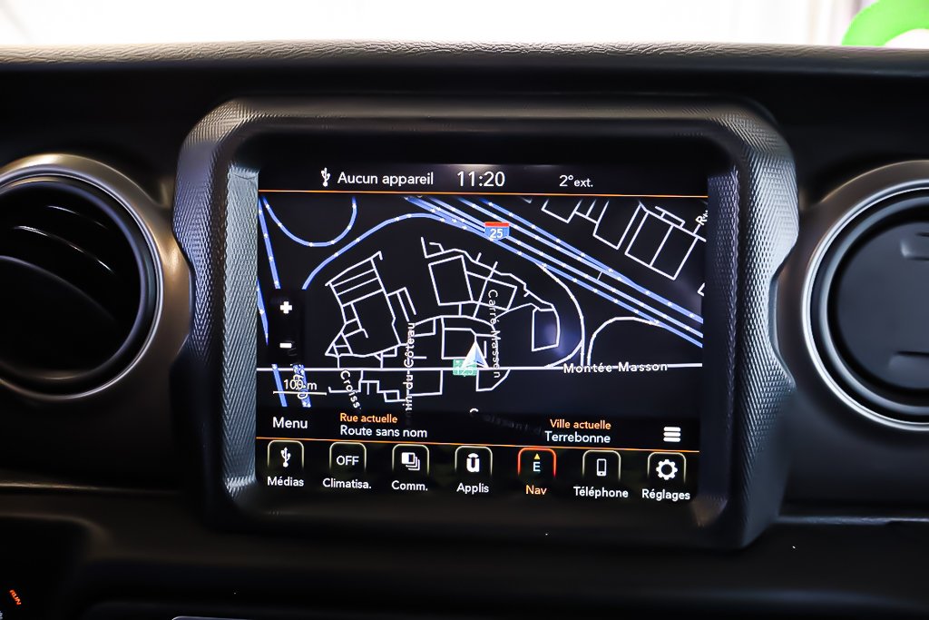 2023 Jeep Gladiator WILLYS + 4X4 + V6 3.6L + TOIT RIGIDE in Terrebonne, Quebec - 22 - w1024h768px