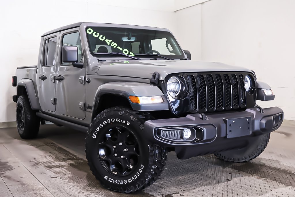 2023 Jeep Gladiator WILLYS + 4X4 + V6 3.6L + TOIT RIGIDE in Terrebonne, Quebec - 1 - w1024h768px