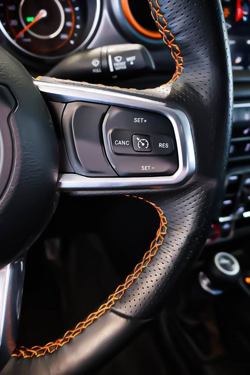 2023 Jeep Gladiator MOJAVE + 4X4 + ENSEMBLE TEMPS FROID in Terrebonne, Quebec - 13 - w1024h768px