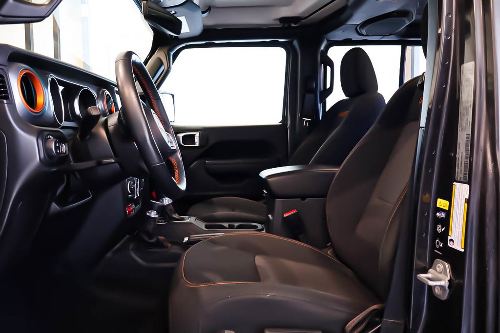 2023 Jeep Gladiator MOJAVE + 4X4 + ENSEMBLE TEMPS FROID in Terrebonne, Quebec - 8 - w1024h768px