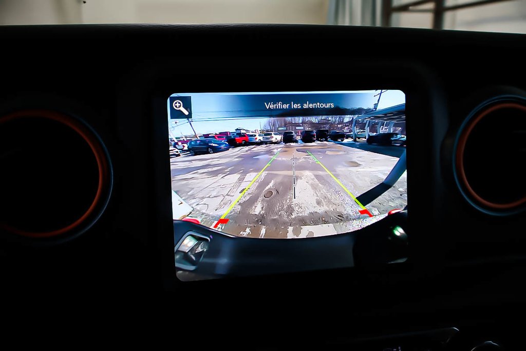 2023 Jeep Gladiator MOJAVE + 4X4 + ENSEMBLE TEMPS FROID in Terrebonne, Quebec - 16 - w1024h768px