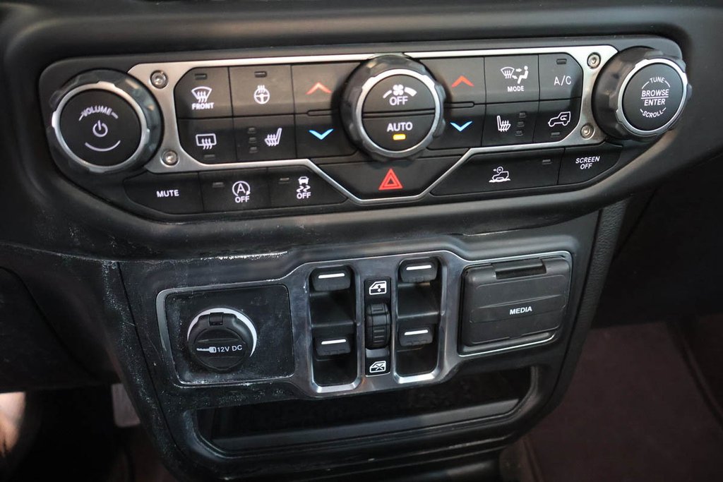 Jeep GLADIATOR SPORT S + 4X4 + TOIT RIGIDE 2023 à Terrebonne, Québec - 23 - w1024h768px