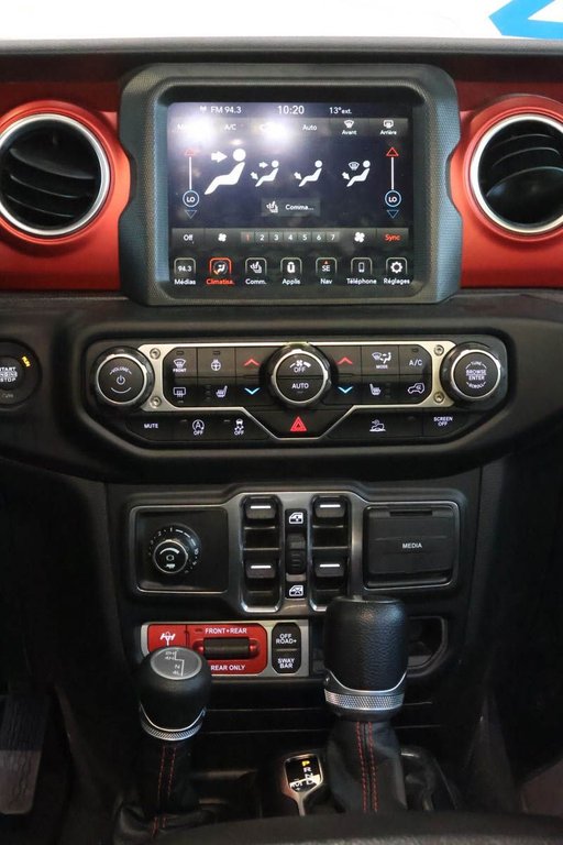 2023 Jeep Gladiator RUBICON + 4X4 + TOIT RIGIDE in Terrebonne, Quebec - 19 - w1024h768px