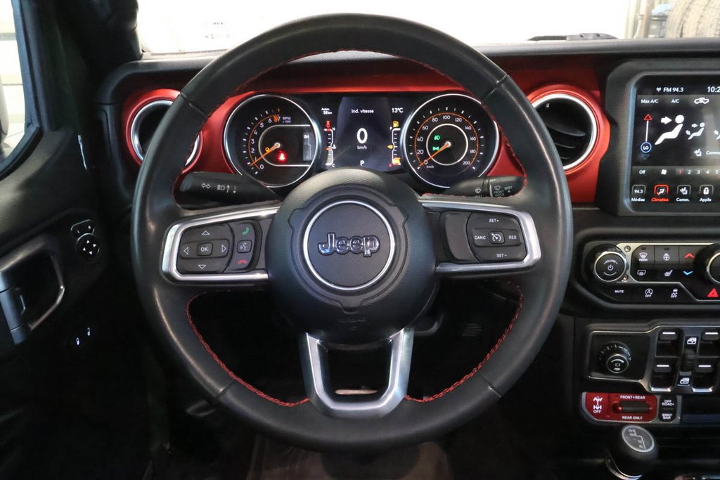 2023 Jeep Gladiator RUBICON + 4X4 + TOIT RIGIDE in Terrebonne, Quebec - 14 - w1024h768px