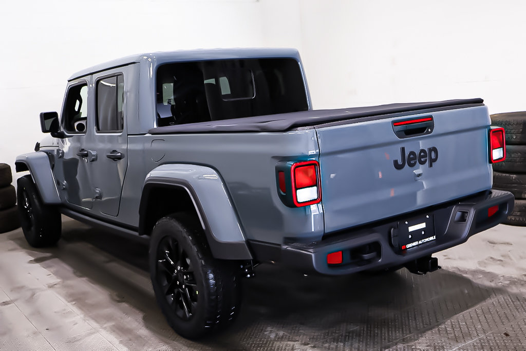 Jeep Gladiator NIGHTHAWK 2025 à Terrebonne, Québec - 4 - w1024h768px