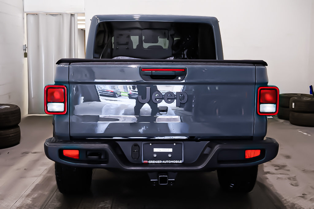 Jeep Gladiator NIGHTHAWK 2025 à Terrebonne, Québec - 5 - w1024h768px