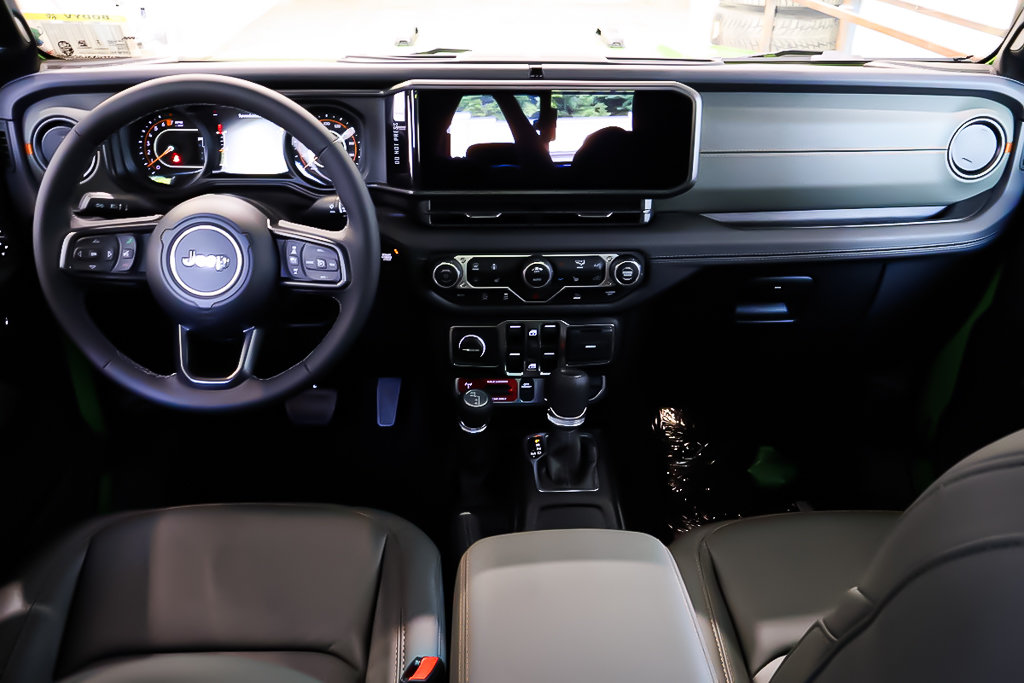 2025 Jeep Gladiator MOJAVE in Terrebonne, Quebec - 10 - w1024h768px