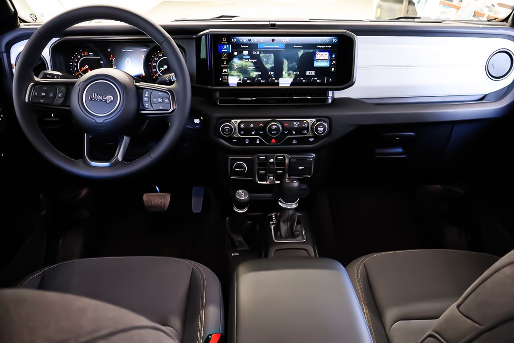 Jeep Gladiator SPORT S 2025 à Terrebonne, Québec - 10 - w1024h768px