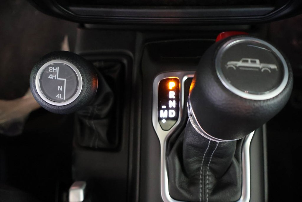 Jeep Gladiator SPORT S 2026 à Terrebonne, Québec - 18 - w1024h768px