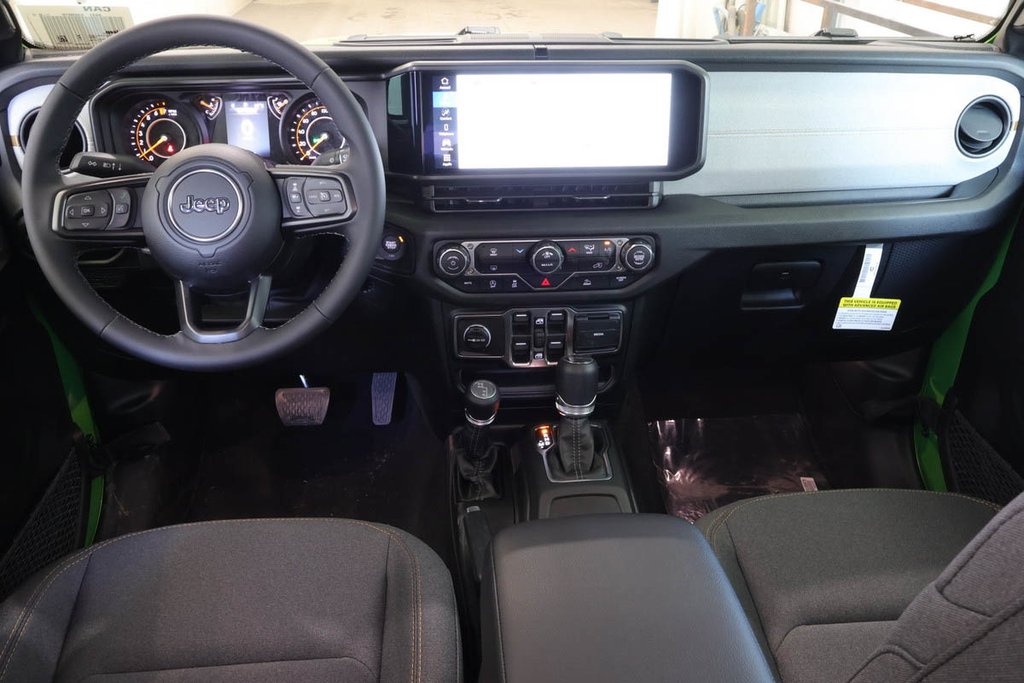 Jeep Gladiator SPORT S 2026 à Terrebonne, Québec - 10 - w1024h768px