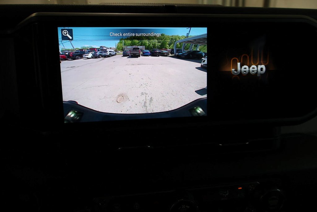 2026 Jeep Gladiator SPORT S in Terrebonne, Quebec - 16 - w1024h768px
