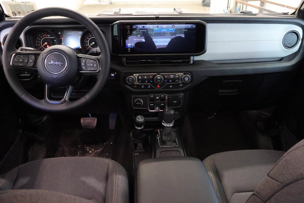 2026 Jeep Gladiator SPORT S in Terrebonne, Quebec - 10 - w1024h768px