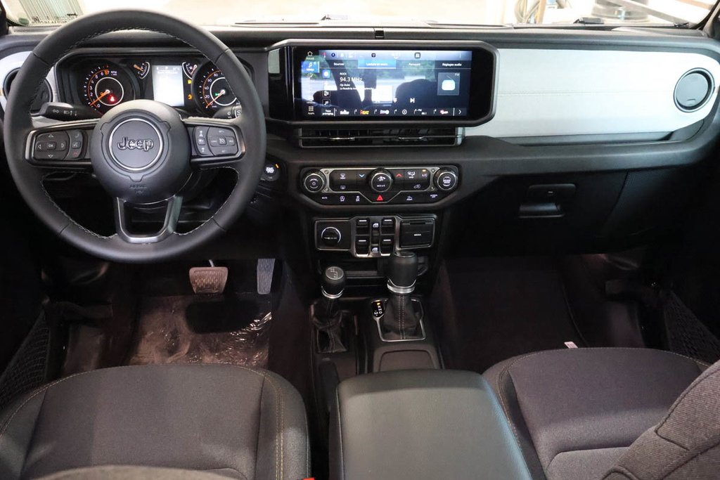 Jeep Gladiator SPORT S 2026 à Terrebonne, Québec - 10 - w1024h768px