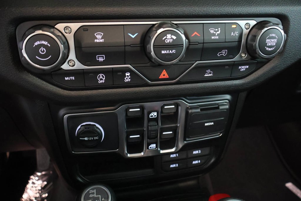 Jeep Gladiator SPORT S 2026 à Terrebonne, Québec - 17 - w1024h768px