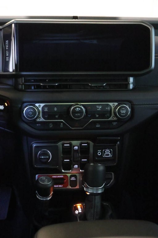 Jeep Gladiator MOJAVE 2026 à Terrebonne, Québec - 15 - w1024h768px