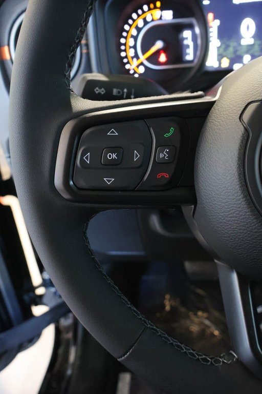 Jeep Gladiator MOJAVE 2026 à Terrebonne, Québec - 12 - w1024h768px