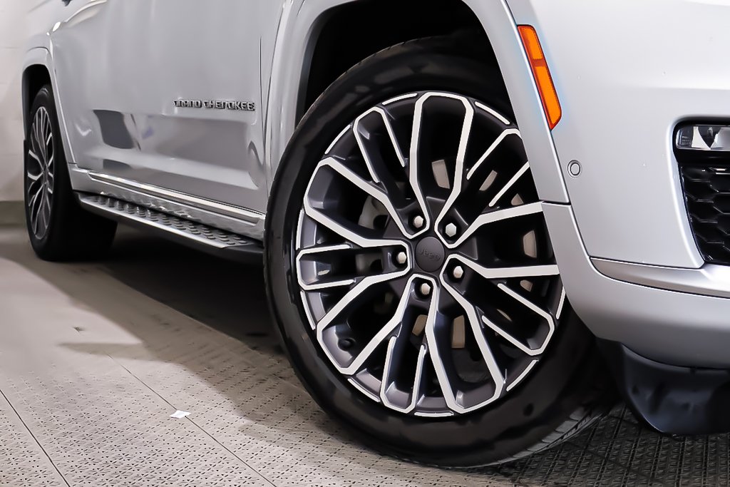 2021 Jeep Grand Cherokee L SUMMIT RESERVE + 4X4 + TOIT OUVRANT PANO in Terrebonne, Quebec - 9 - w1024h768px