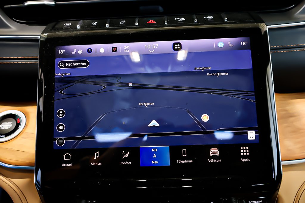 2021 Jeep Grand Cherokee L SUMMIT RESERVE + 4X4 + TOIT OUVRANT PANO in Terrebonne, Quebec - 23 - w1024h768px
