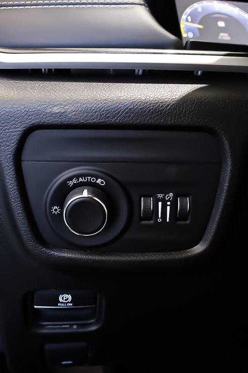 2021 Jeep Grand Cherokee L ALTITUDE + 4X4 + TOIT OUVRANT in Terrebonne, Quebec - 23 - w1024h768px