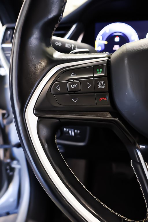 2021 Jeep Grand Cherokee L ALTITUDE + 4X4 + TOIT OUVRANT in Terrebonne, Quebec - 15 - w1024h768px