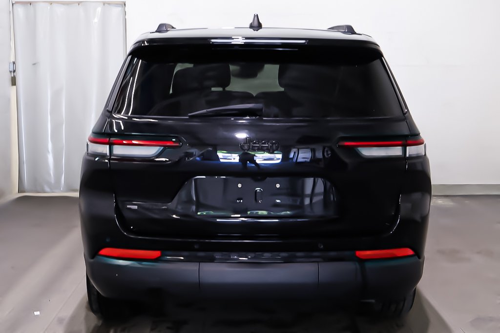 2023 Jeep Grand Cherokee L ALTITUDE + 4X4 + V6 3.6L + TOIT OUVRANT in Terrebonne, Quebec - 6 - w1024h768px