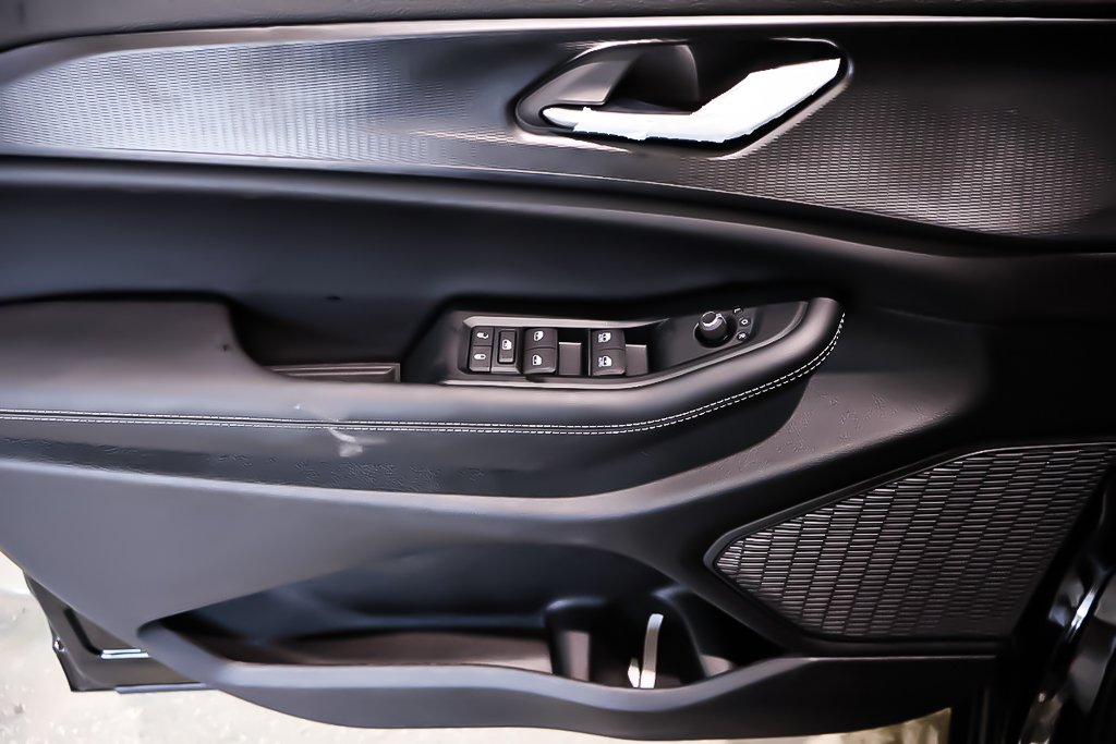 Jeep Grand Cherokee L ALTITUDE 2025 à Terrebonne, Québec - 21 - w1024h768px