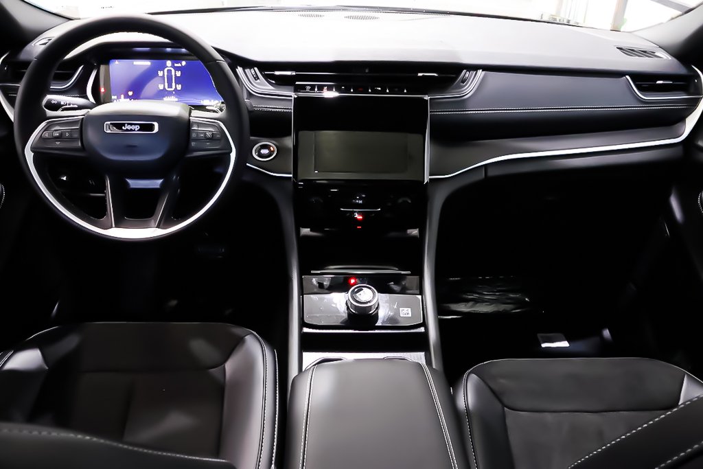 Jeep Grand Cherokee L ALTITUDE 2025 à Terrebonne, Québec - 13 - w1024h768px