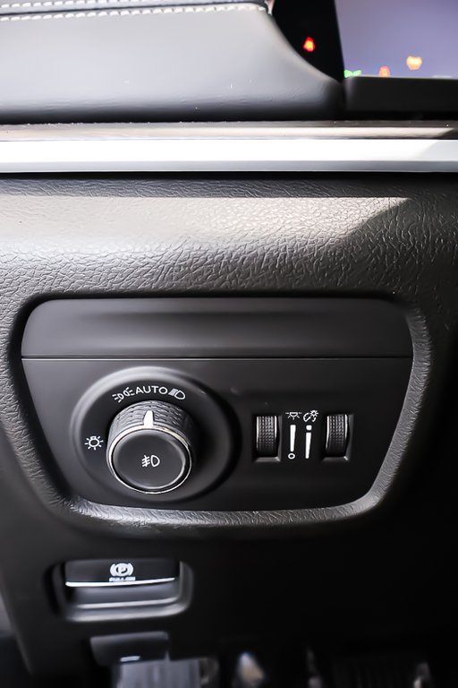 2026 Jeep Grand Cherokee L LIMITED in Terrebonne, Quebec - 20 - w1024h768px