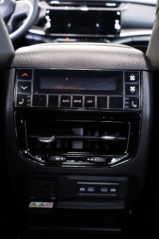 2026 Jeep Grand Cherokee L LIMITED in Terrebonne, Quebec - 22 - w1024h768px
